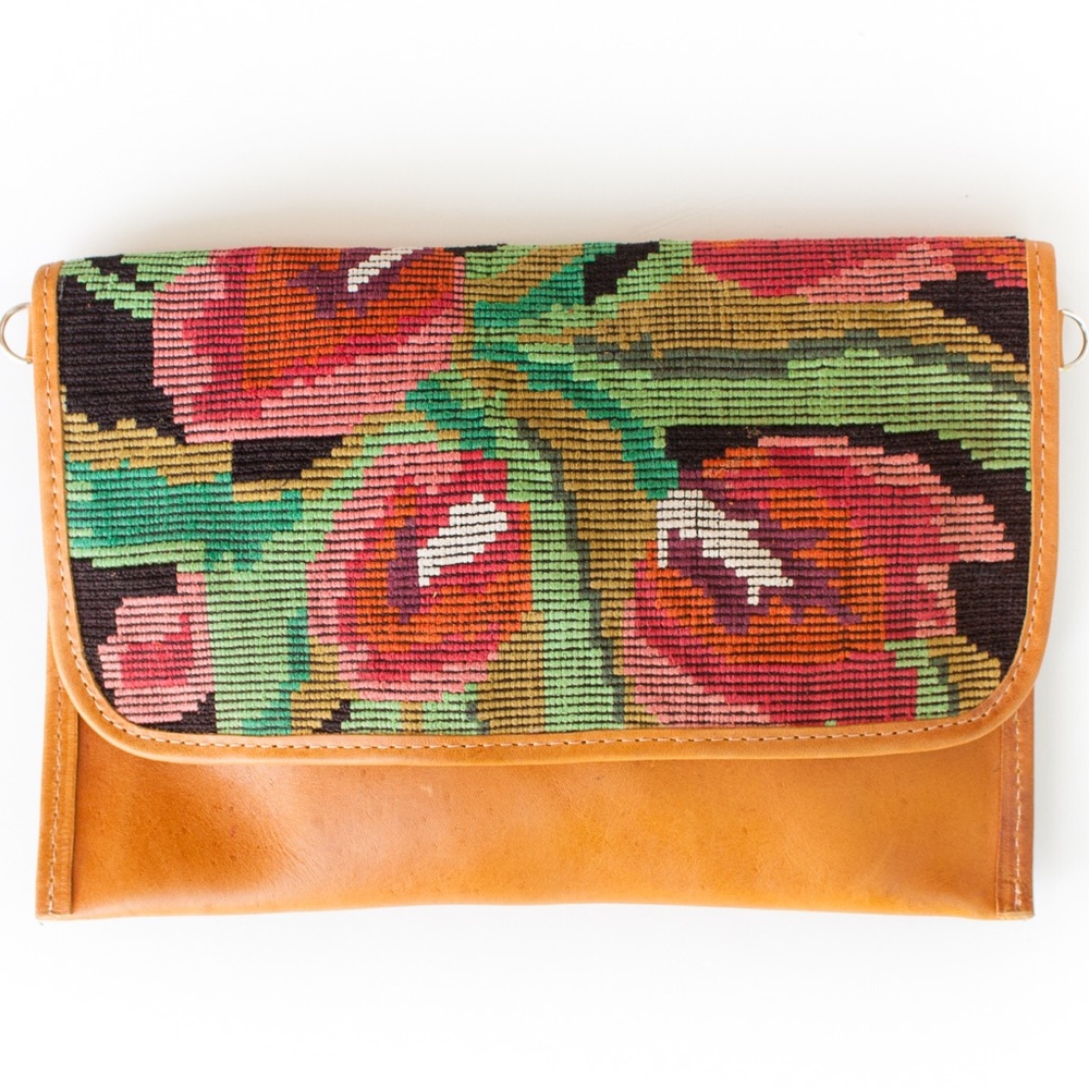 Huipil Amada Crossbody Clutch - Picture 1 of 4